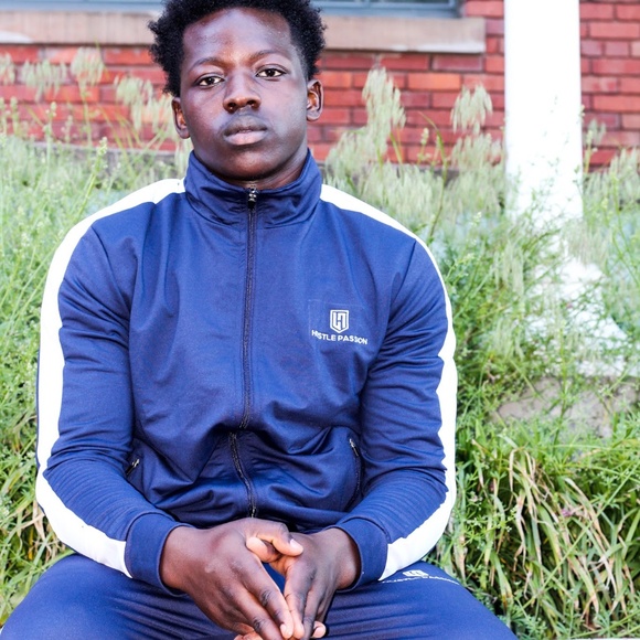 Hustlepassion Tracksuits - Picture 10 of 15